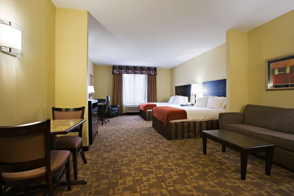 Holiday Inn Express Hotel Suites Snyder 34/54