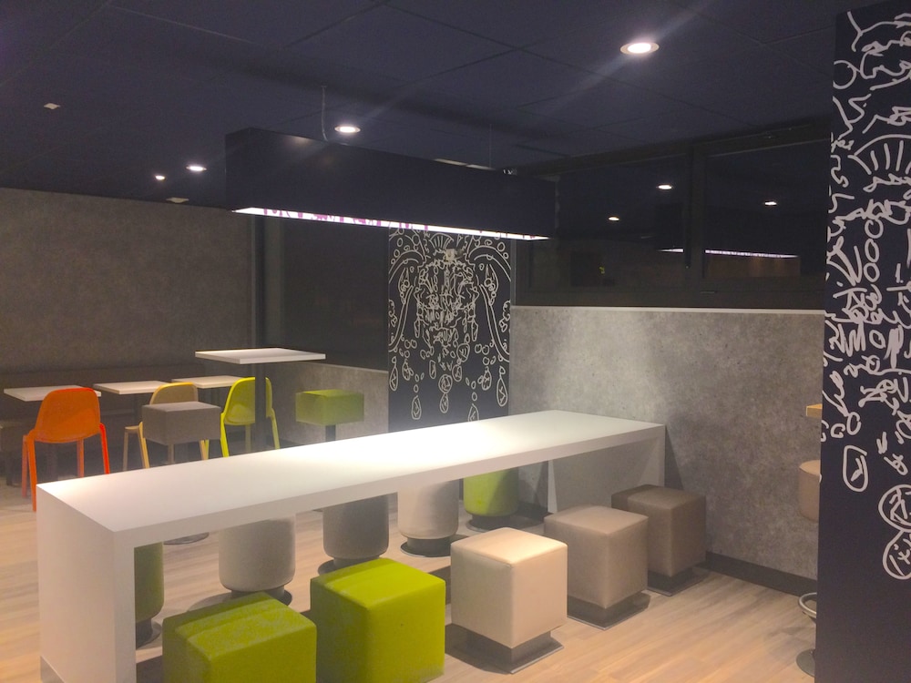 Ibis Budget Thonon Les Bains 6/52