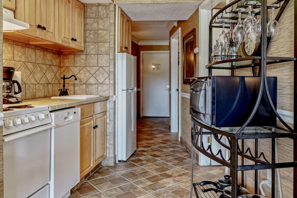 Olde Gatlinburg Rentals 40/50