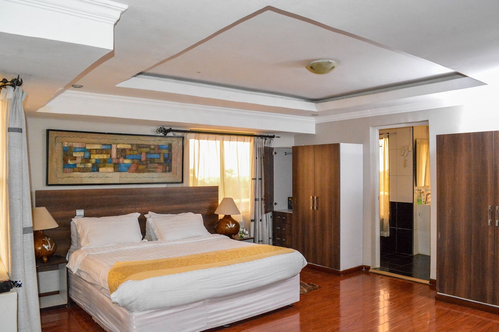 Eldon Suites Apartments 8/34