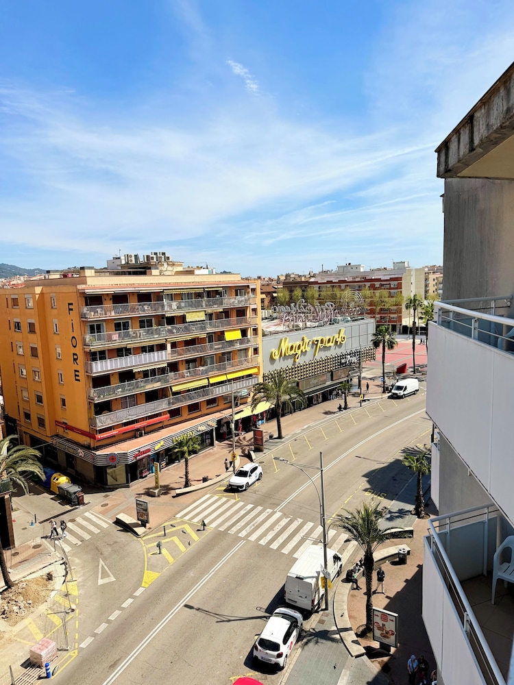 Lloret Sun Apartments 5/50
