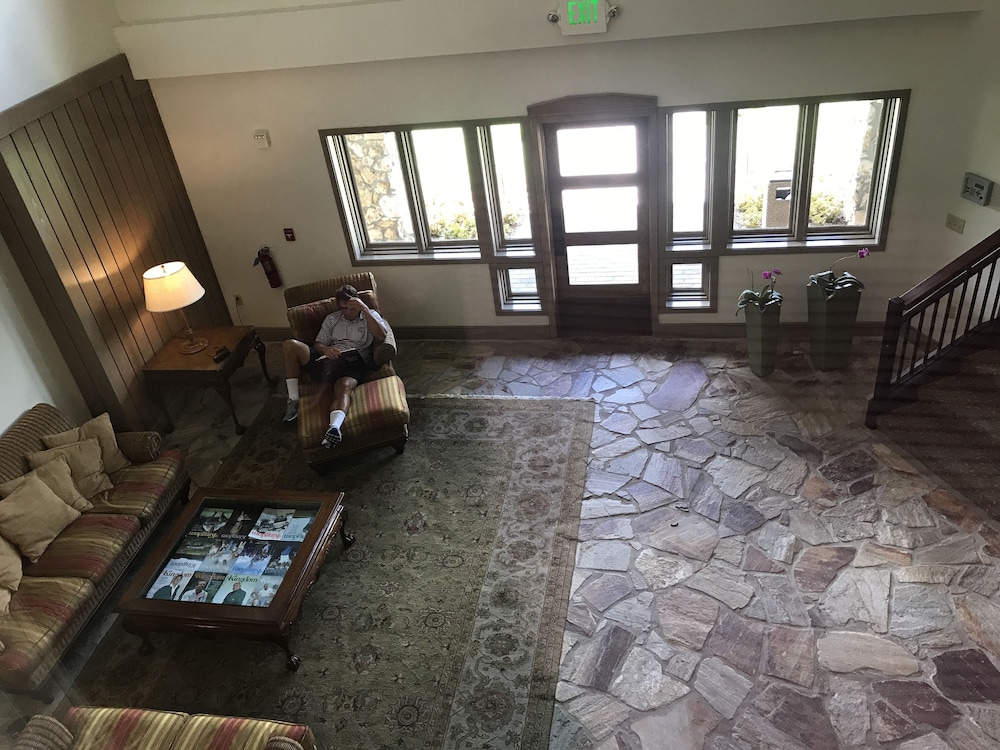 Arnold Palmers Bay Hill Club And Lodge 57/78