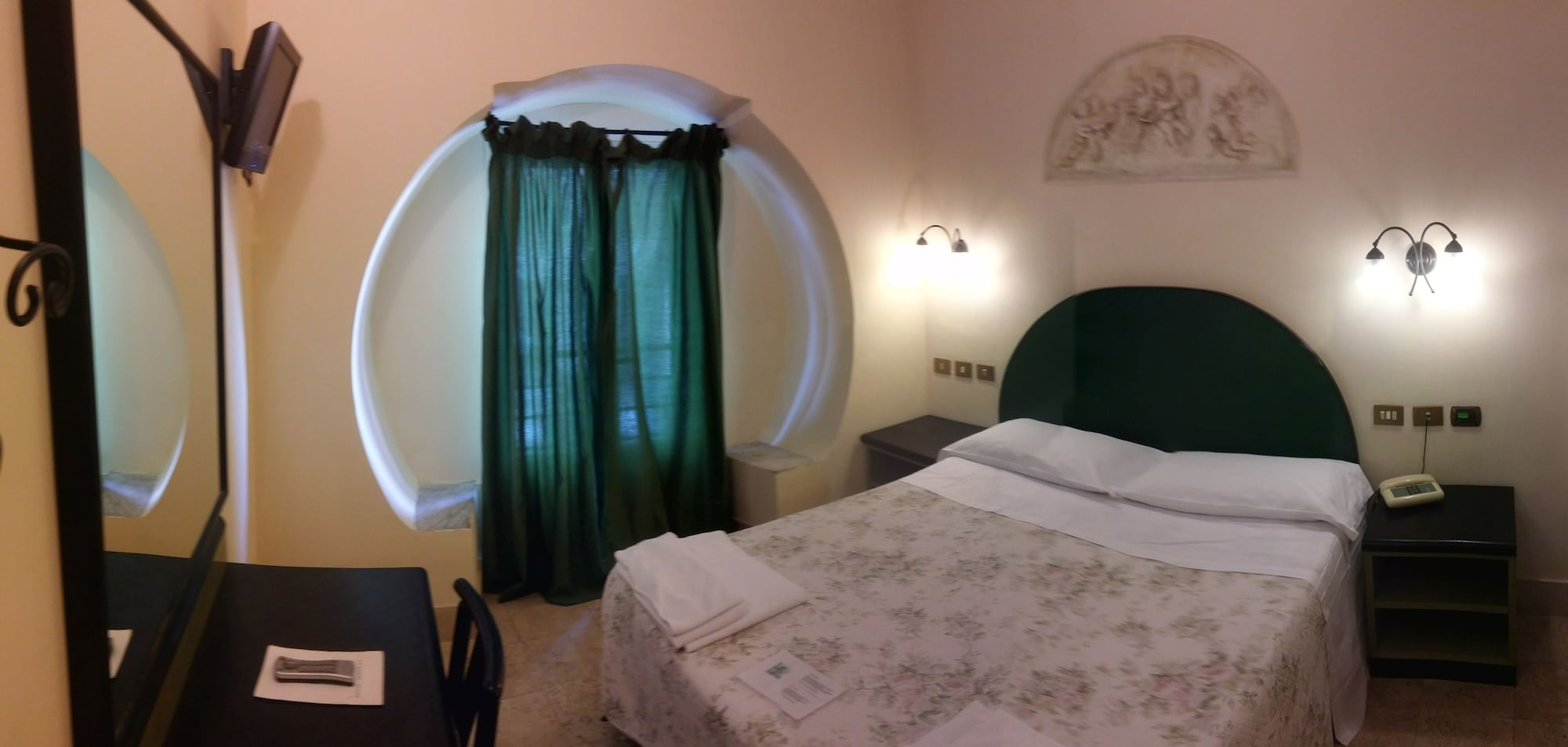 BASIC, DOUBLE BED