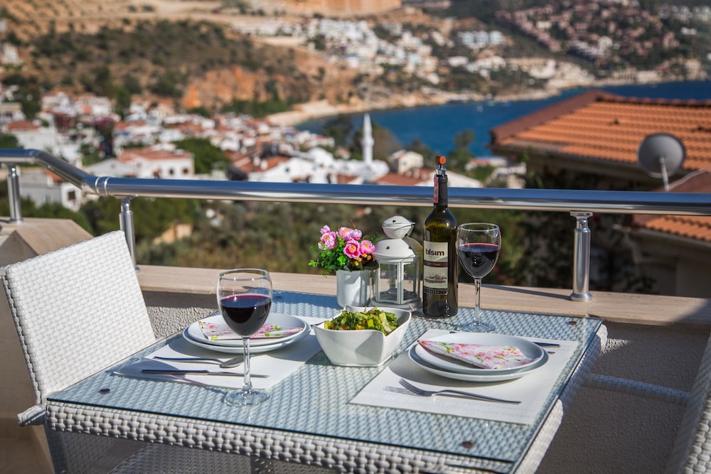 Kalkan Suites 36/50