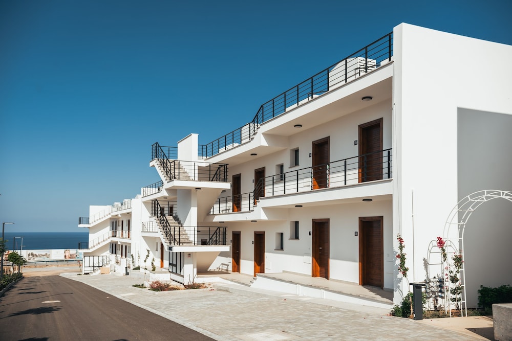Pearl Island Homes 10/24