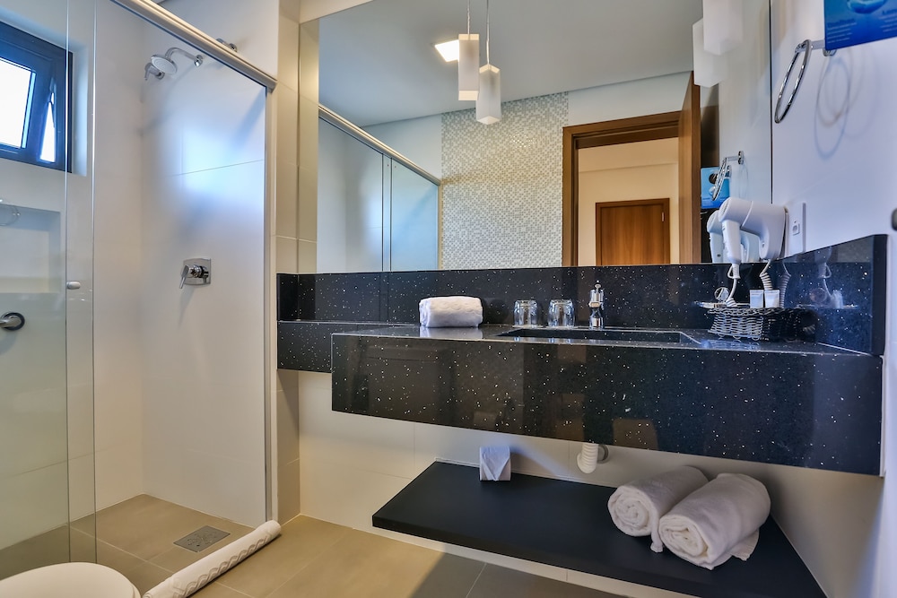 غرفة ديلوكس بسريرين منفصلين، Quality Hotel Blumenau 6/7