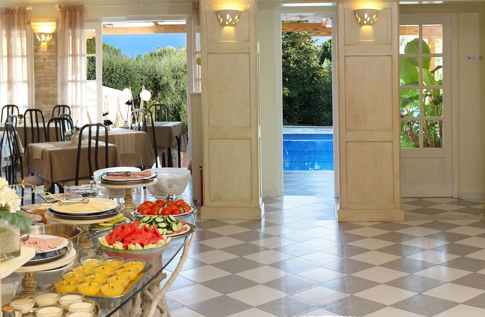 Nefeli Hotel Corfu 36/59