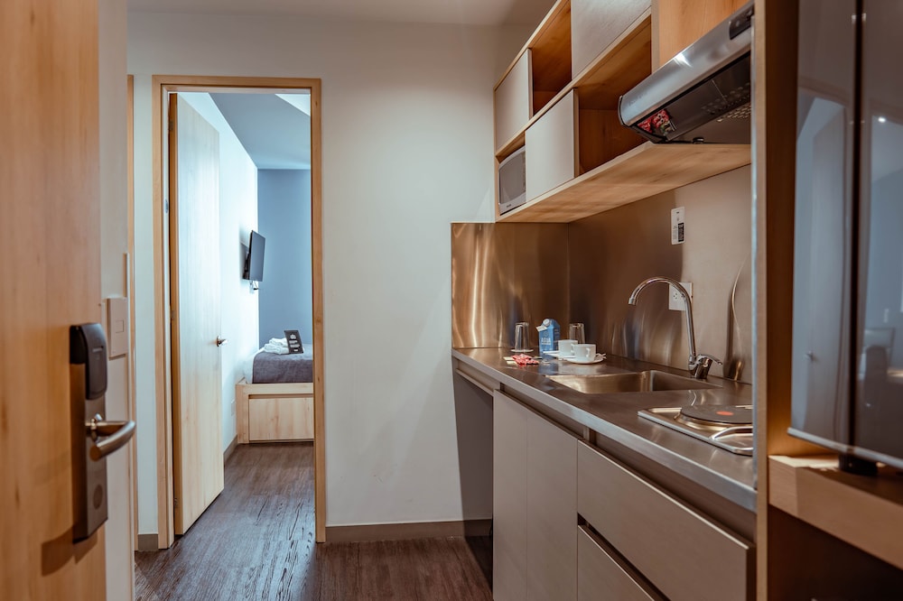 UMA Suites Chia 51/57