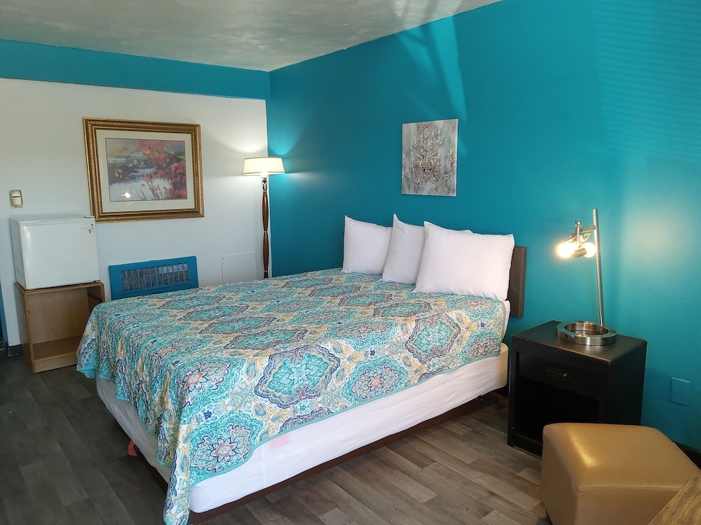 Capri Motel 21/52