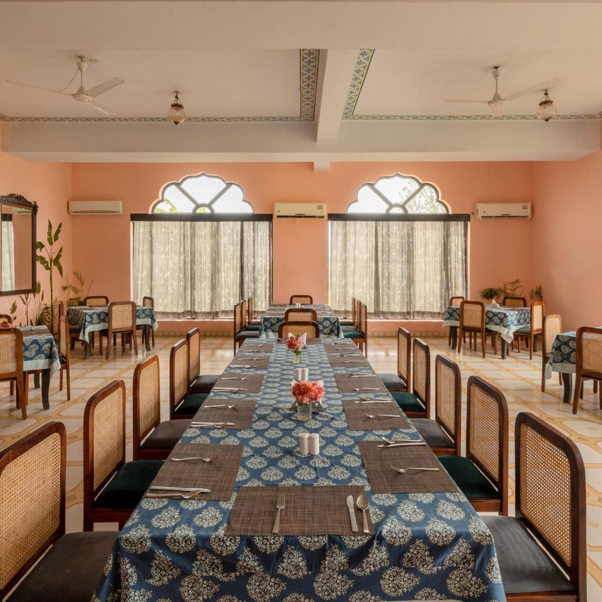 Gulaab Niwaas Palace 33/50