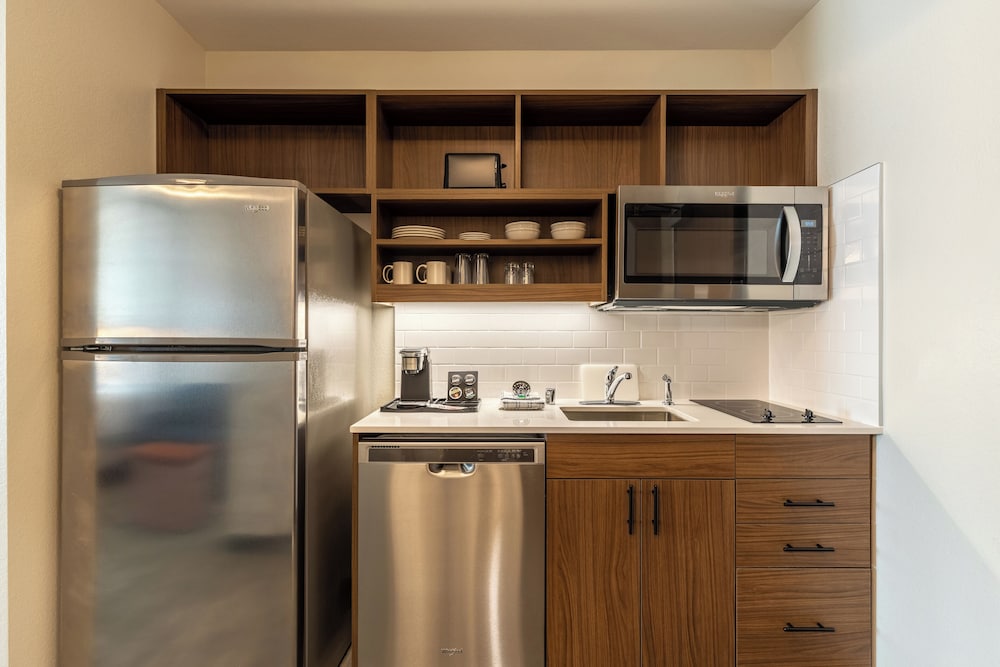 Everhome Suites San Bernardino - Loma Linda 33/59