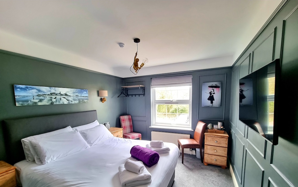 The Plough Inn 40/62