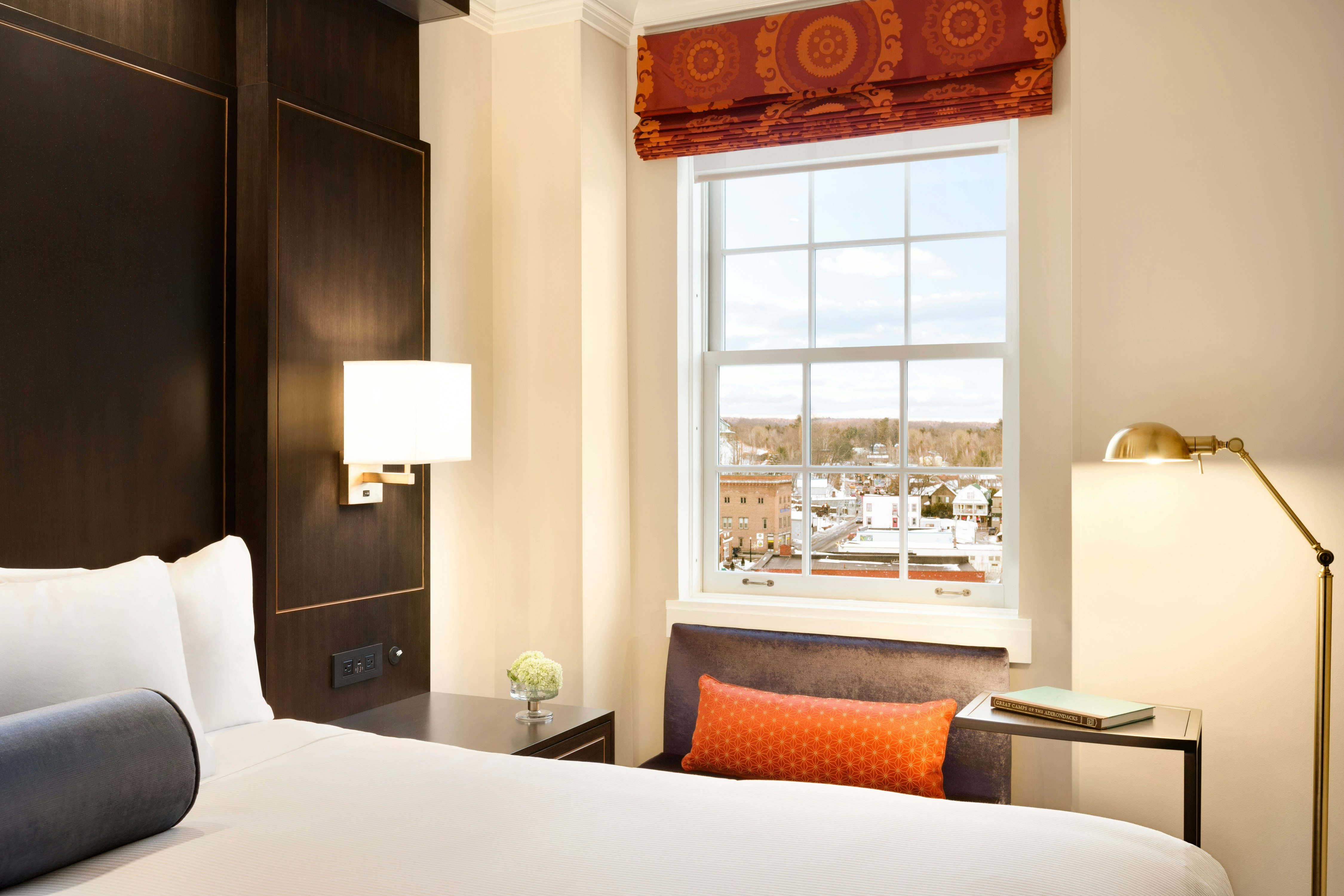 Hotel Saranac Curio Collection By Hilton 25/63