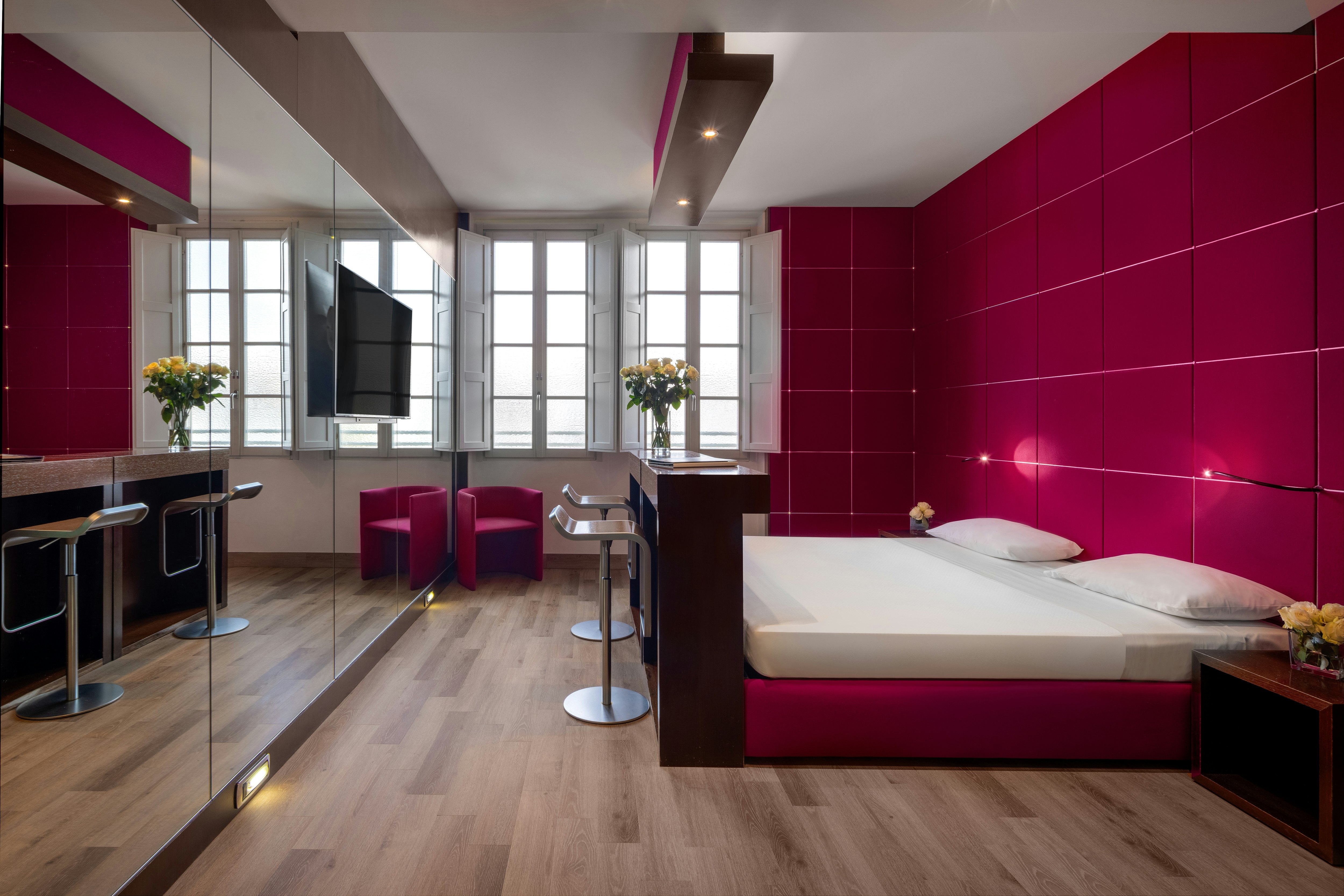 SUPERIOR, DOUBLE BED