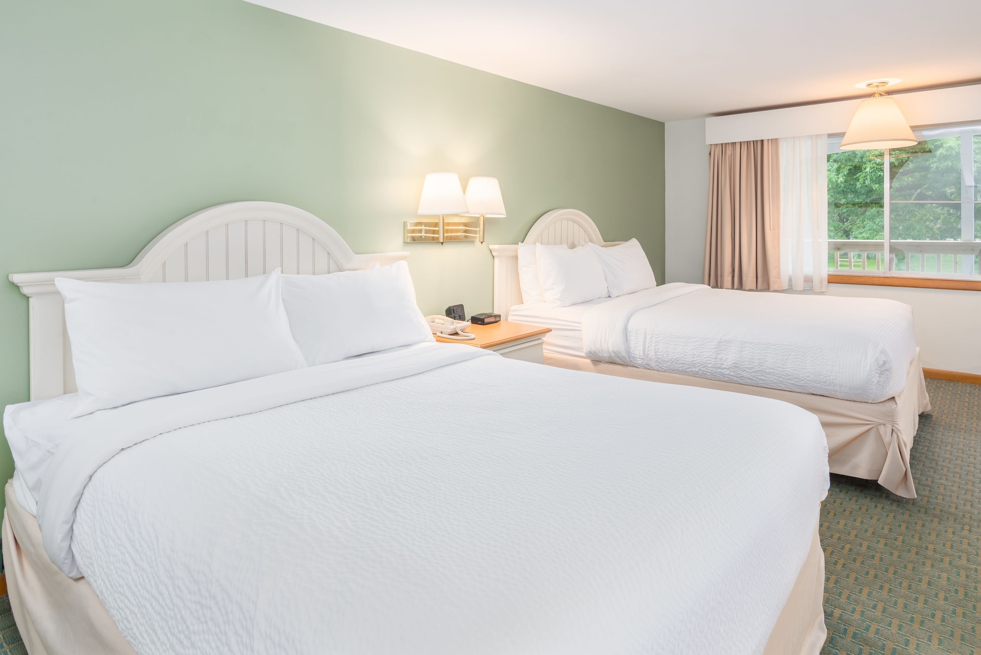 Standard, 2 Queen Beds, Ocean Park Inn 2/6