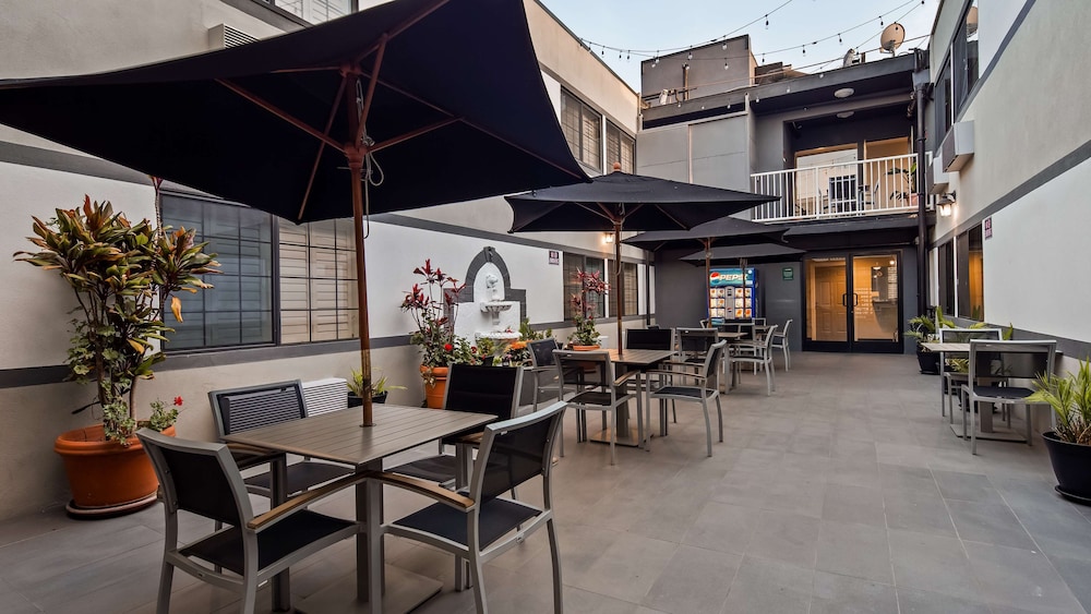 Surestay Hotel By Best Western Beverly Hills West 23/25