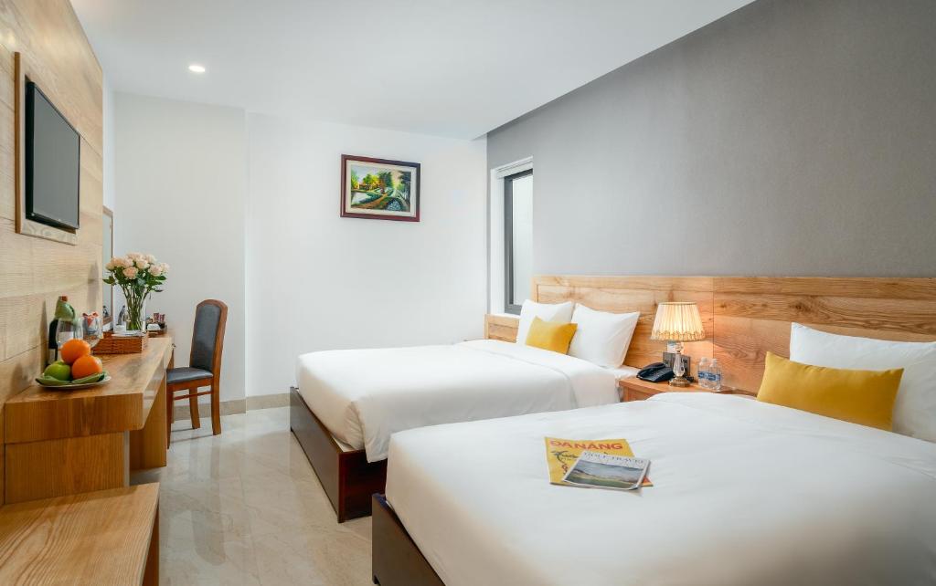 Inner, Superior, Double or Twin Bed