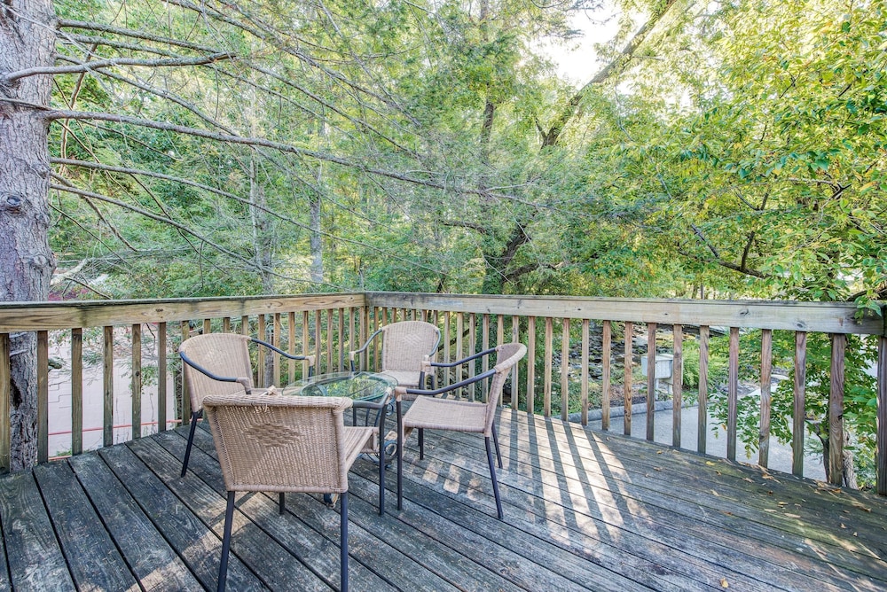 Quality Inn Creekside - Downtown Gatlinburg 7/45