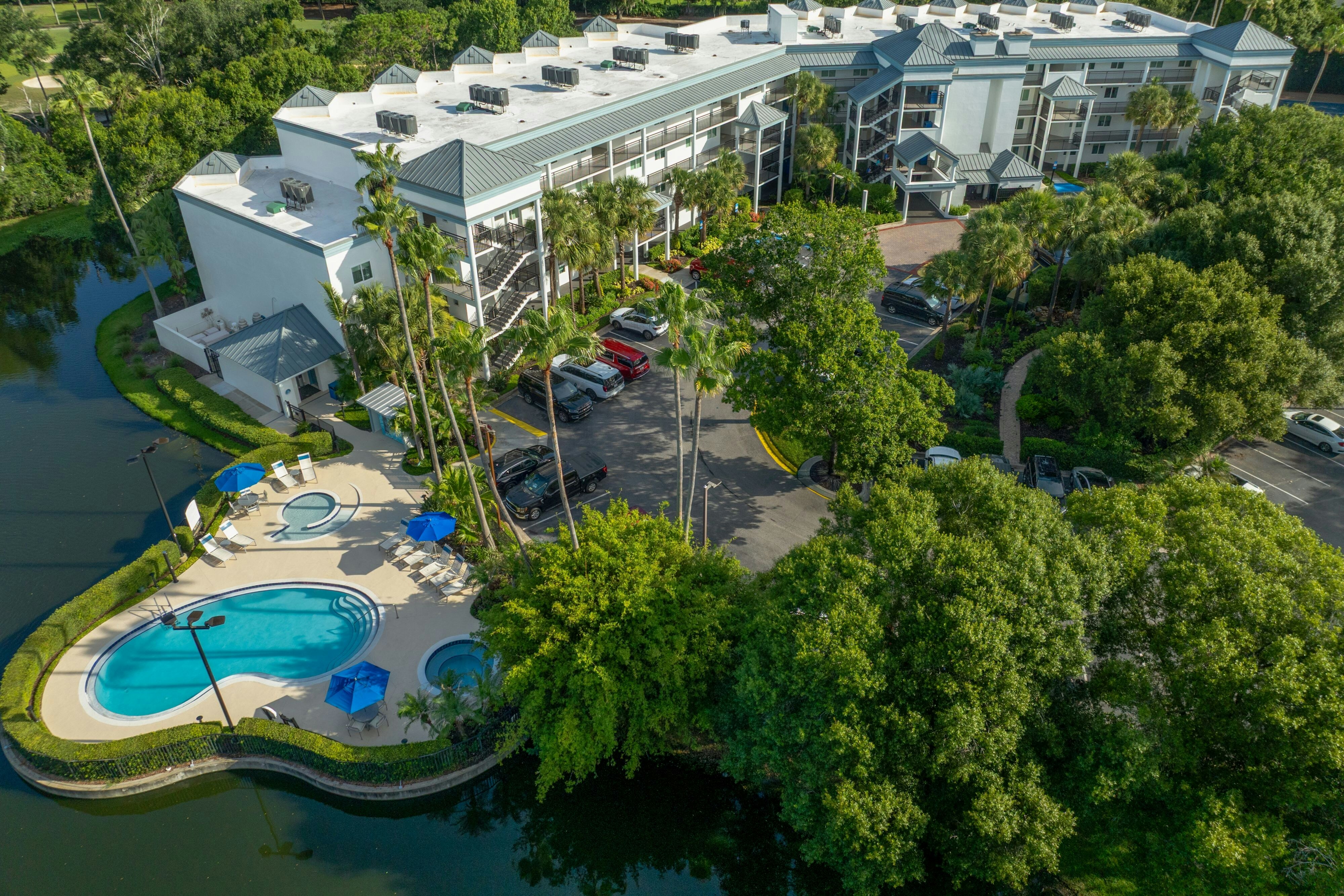 Marriotts Imperial Palm Villas 18/22