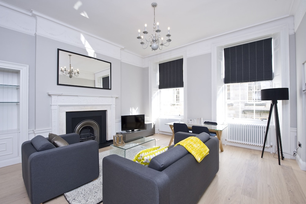 Destiny Scotland - Hill Street Apartments 14/30