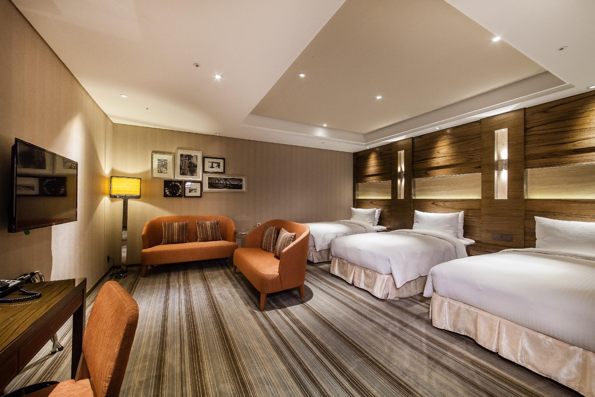 Comfort, Triple, 3 Beds, No Window