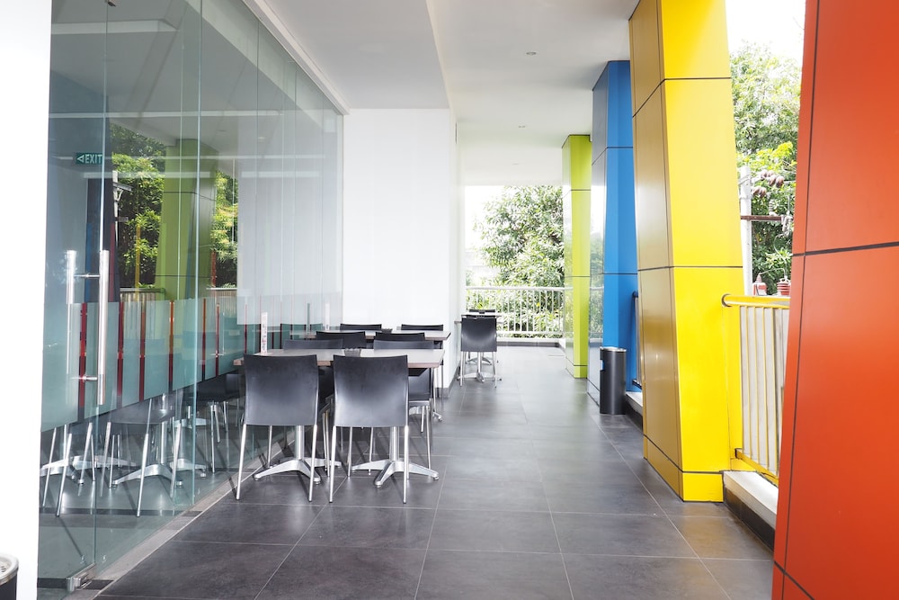 Hotel Amaris Sriwedari Solo 19/22
