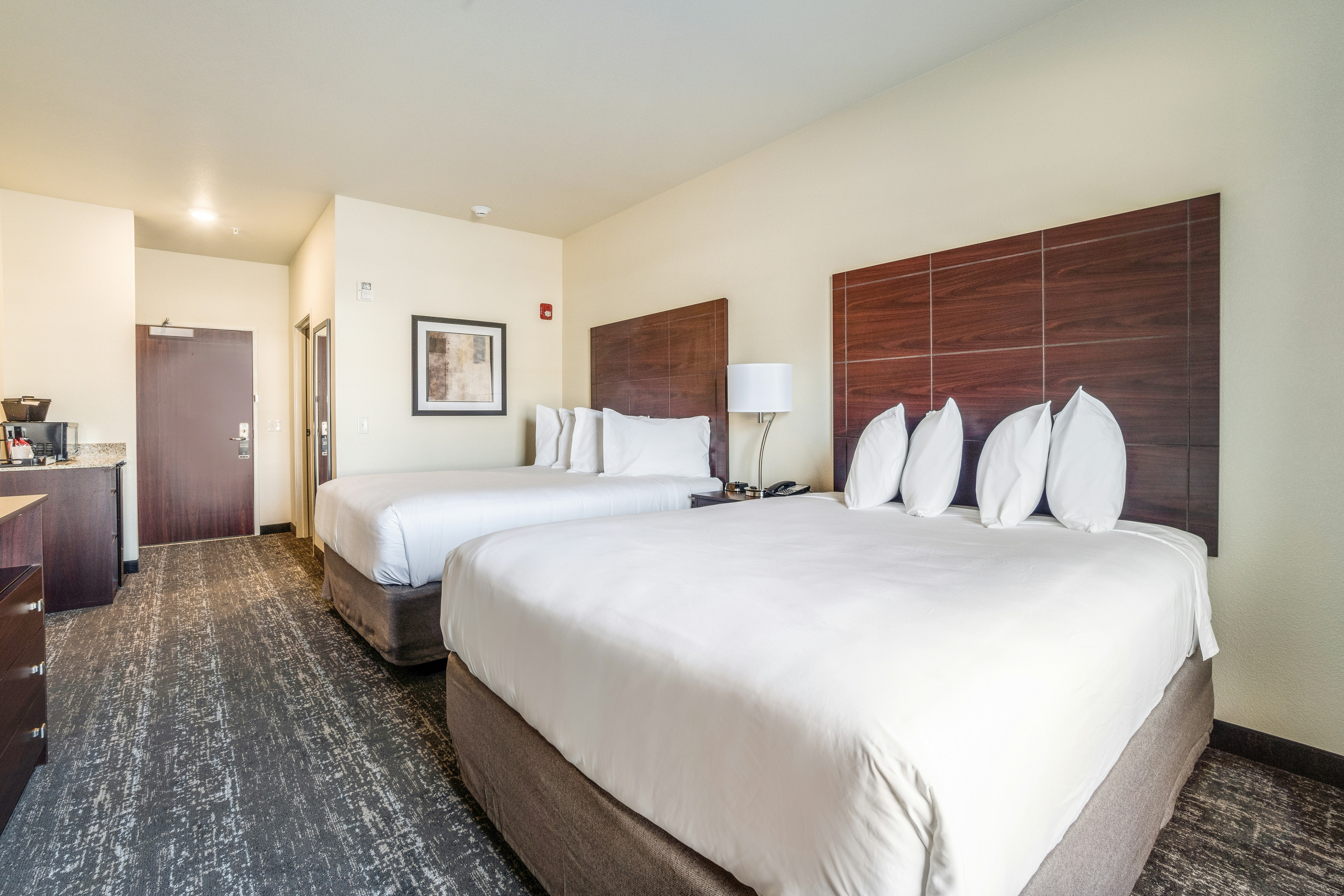 Cobblestone Hotel & Suites - Newport 22/61