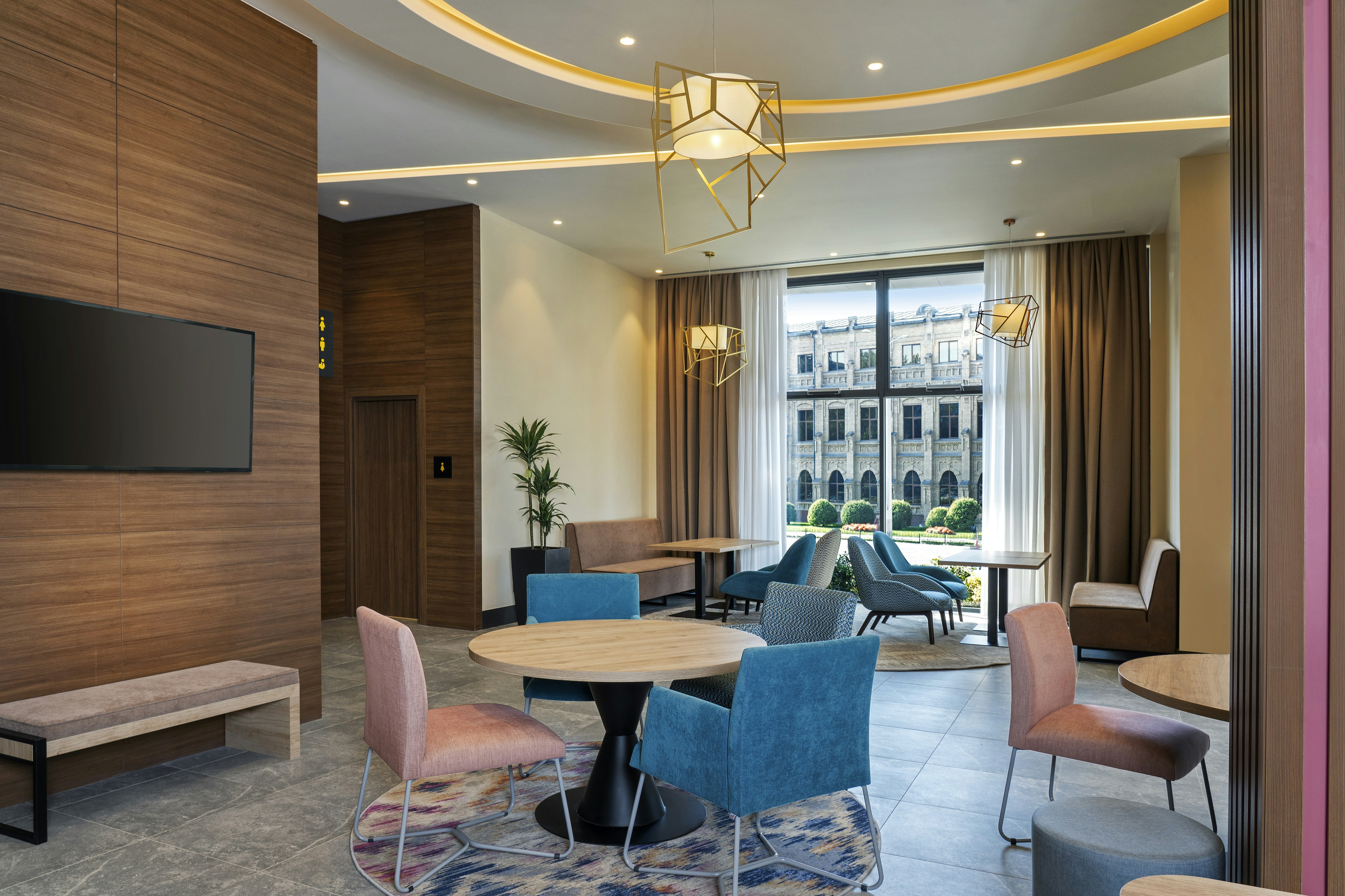 Hampton by Hilton Tashkent 51/52