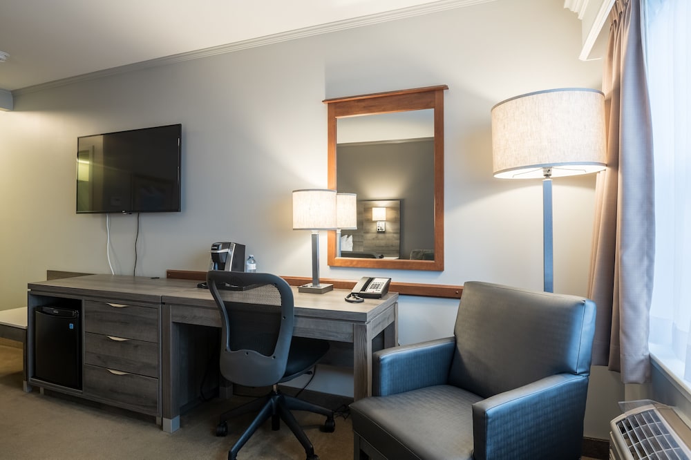 Amsterdam Inn & Suites Moncton 46/63