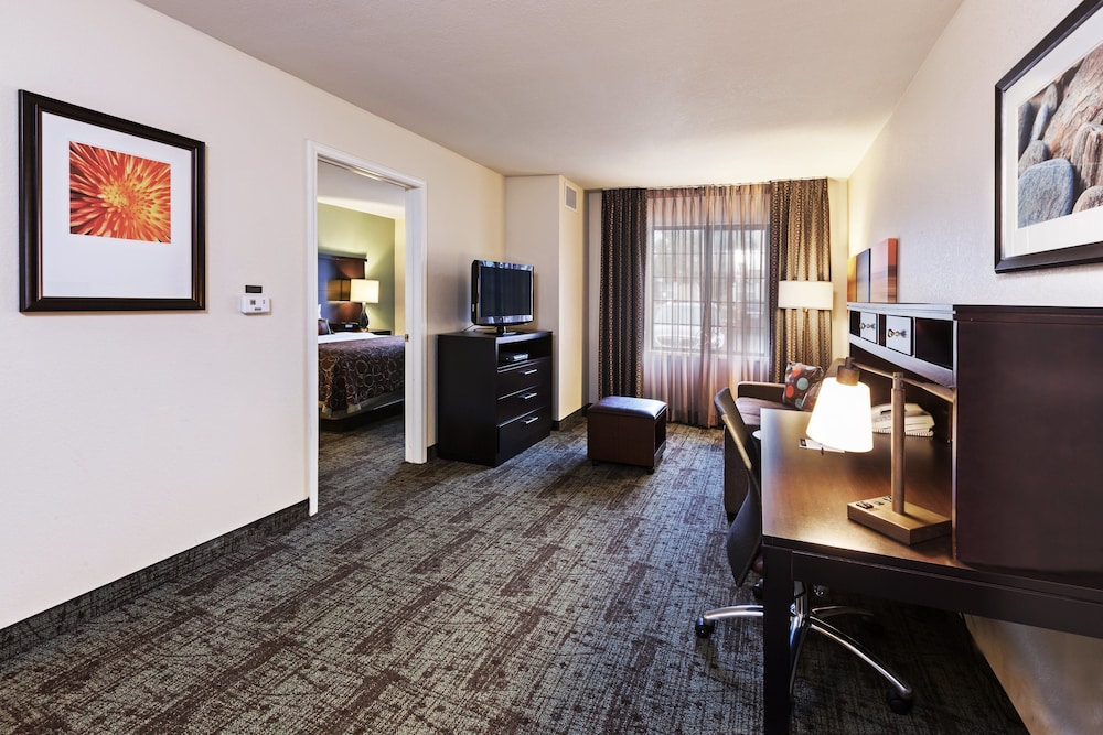 Staybridge Suites Tulsa-Woodland Hills 33/56