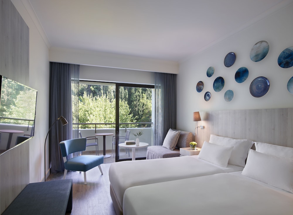 DELUXE, SEA VIEW