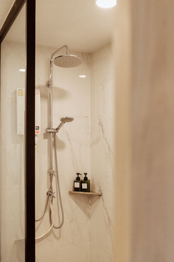 RUS Hotel and Convention Ayutthaya 53/54
