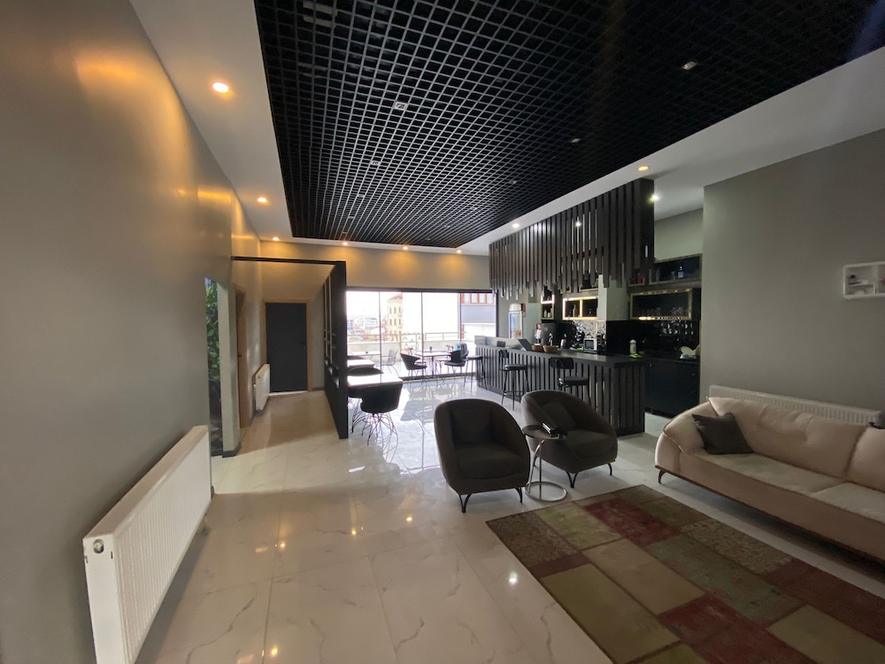 Continental Airport Hotel 35/49