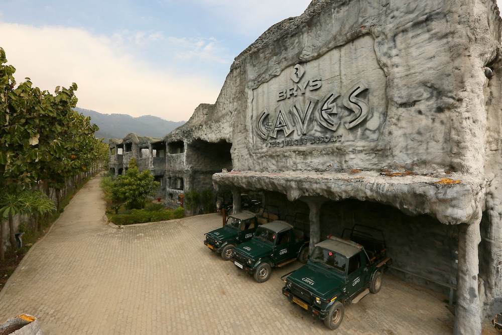 HOTEL BRYS CAVES 24/29