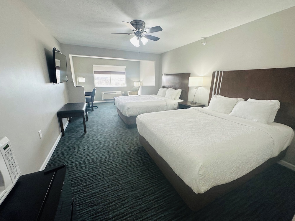 Countryside Suites Lincoln 7/40