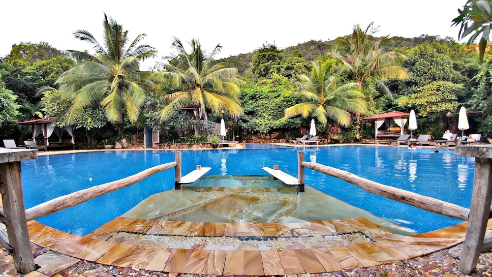 Veranda Natural Resort 46/72