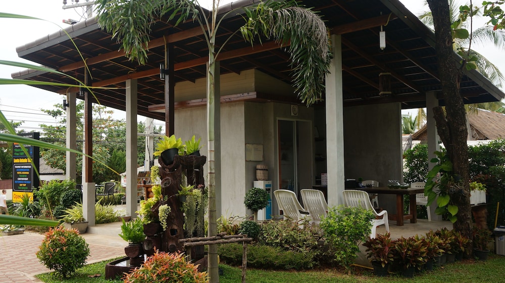Lanta Intanin Resort 3/64