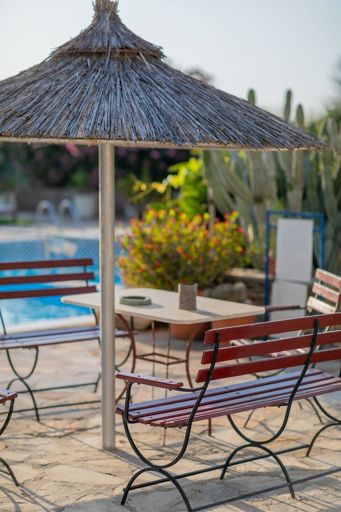 Antonina Hotel Apartments 38/50