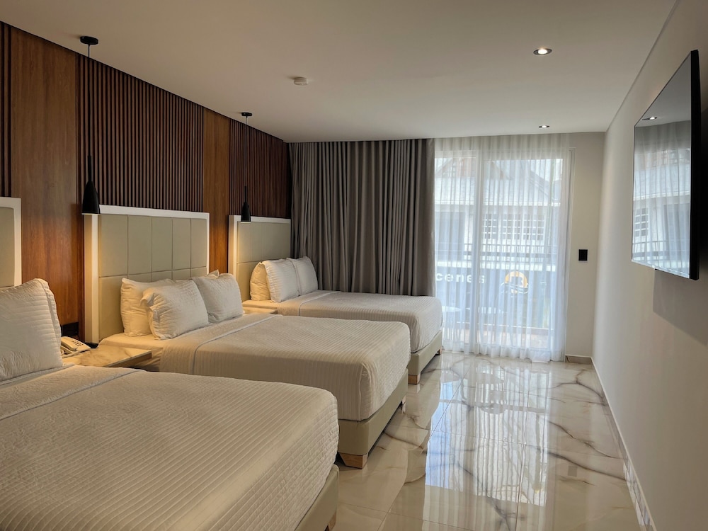 ROOM, SEXTUPLE, 3 BEDS, BALCONY