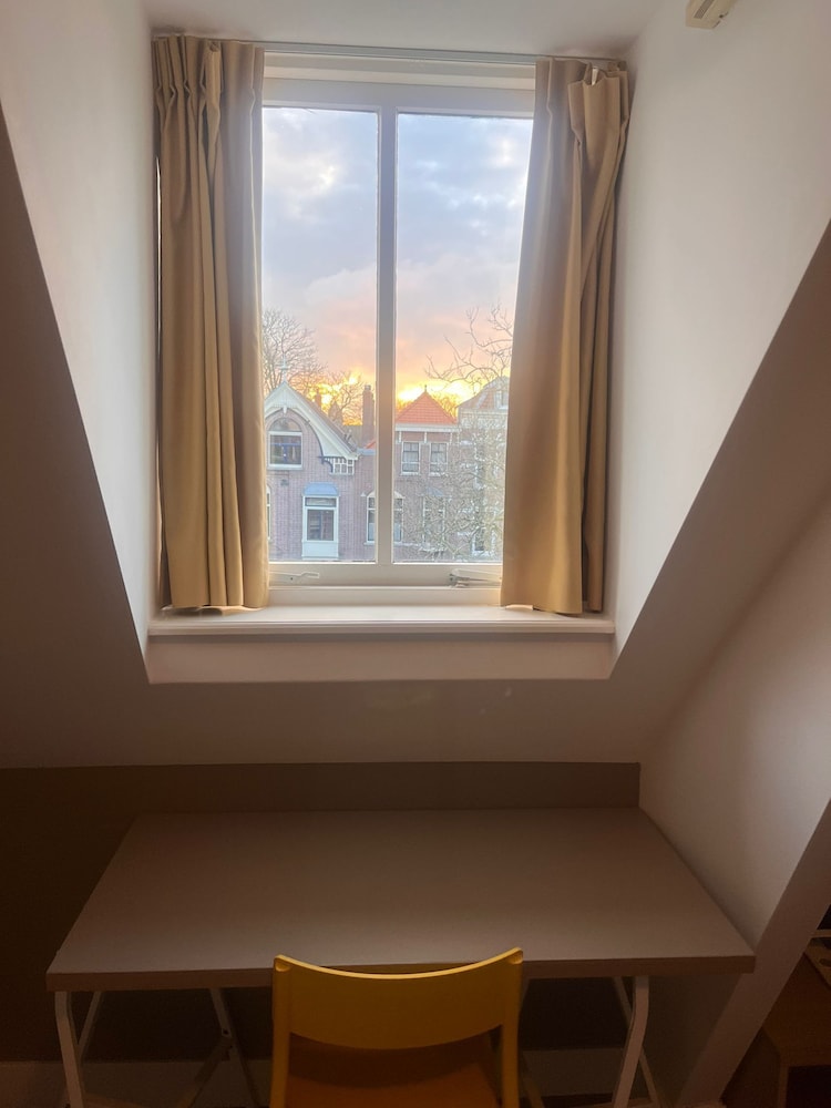 Hotel Light 38/49