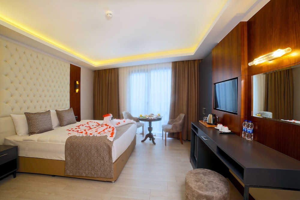 My Dream Hotel Istanbul 25/50