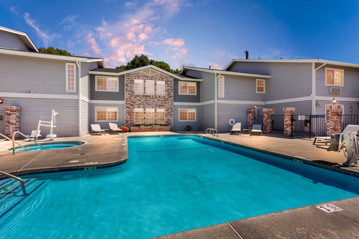 Comfort Inn & Suites Susanville CA 23/24