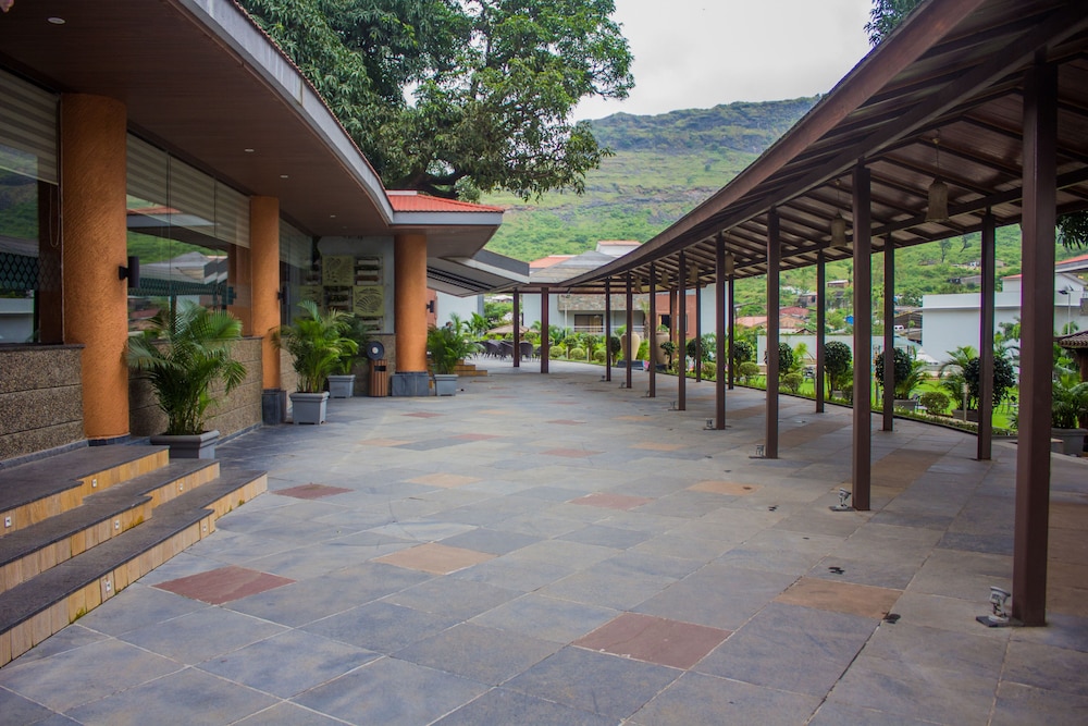 Club Mahindra Hatgad 14/18