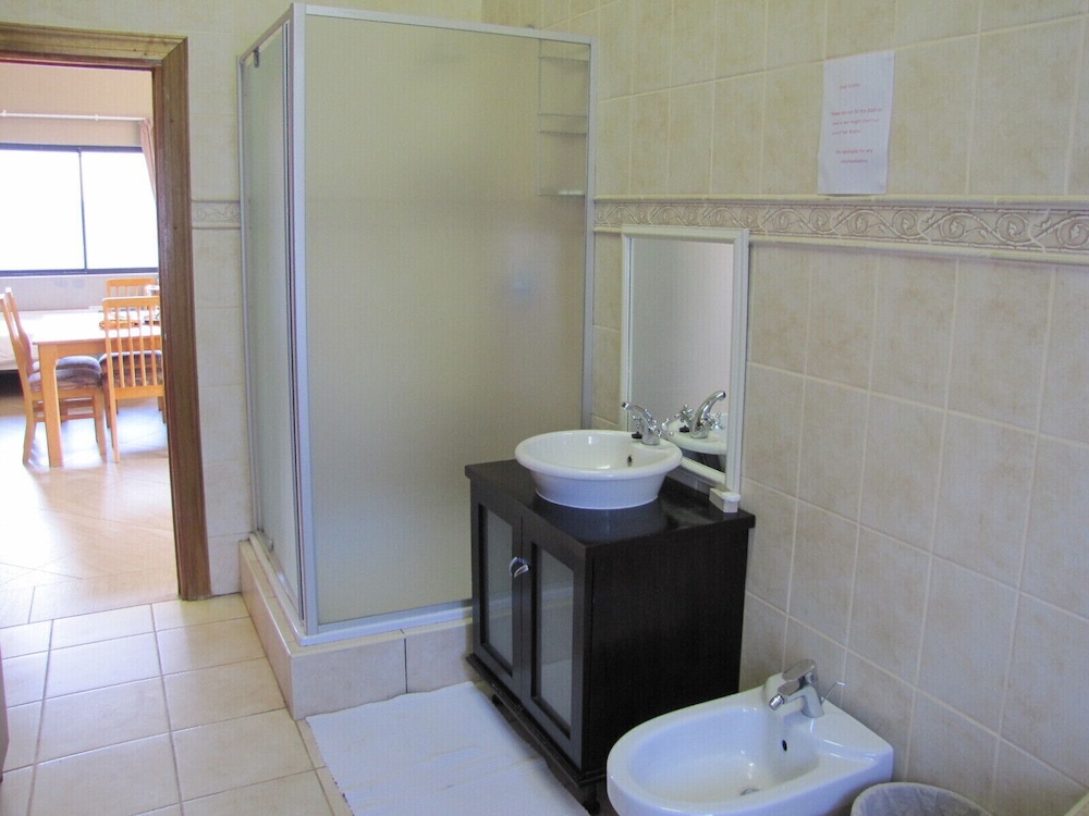 Millstream Inn Guesthouse 40/42
