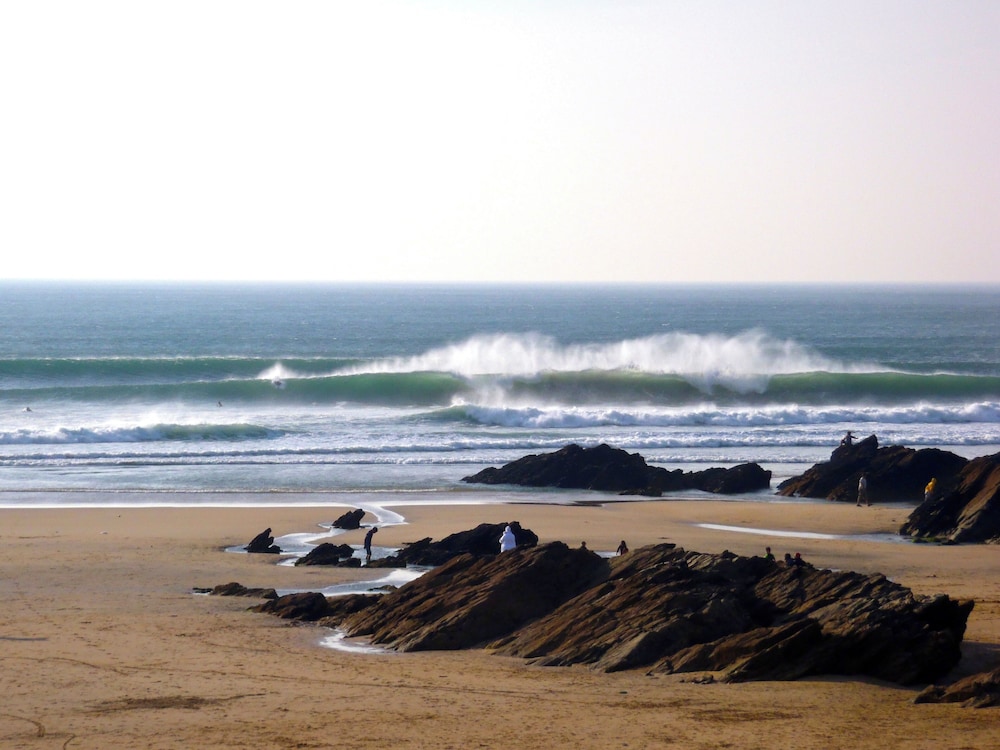 Smarties Surf Lodge 36/38