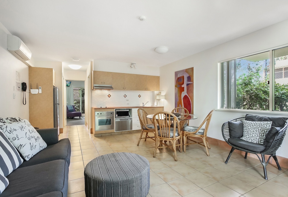 Headland Beach Resort 42/69