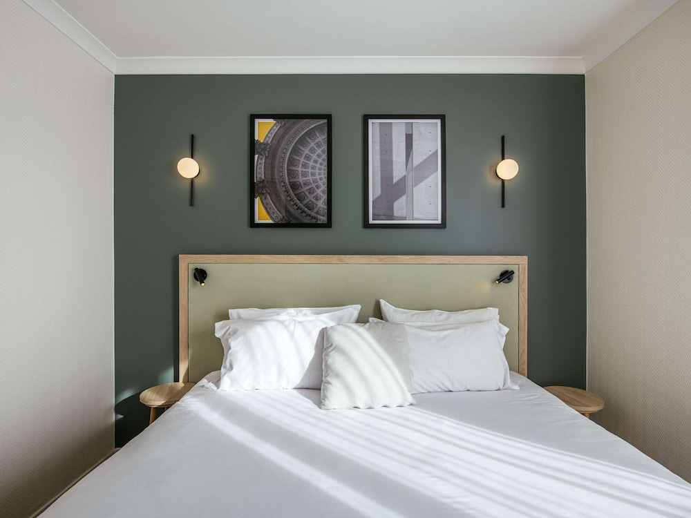 2 BEDROOMS, APARTMENT