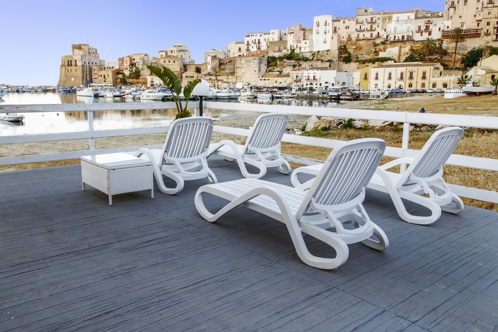 HOTEL CALA MARINA 48/72
