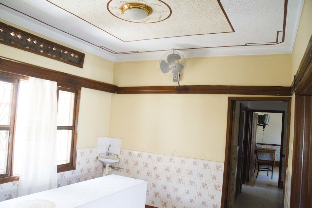 Keba Inn 12/51