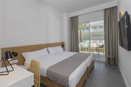 Room, Single, Double or Twin Bed